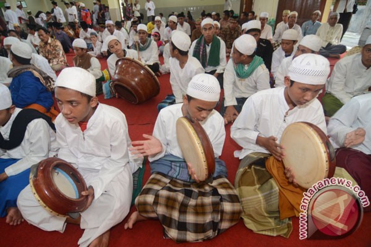 BAZ Samarinda beri santunan 500 anak yatim