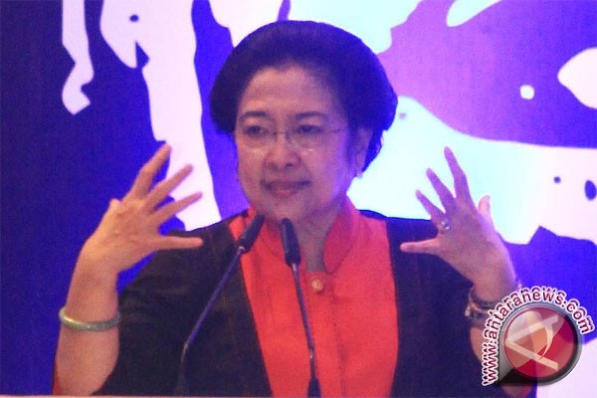 Megawati Dapat Gelar DR HC Dari Unpad