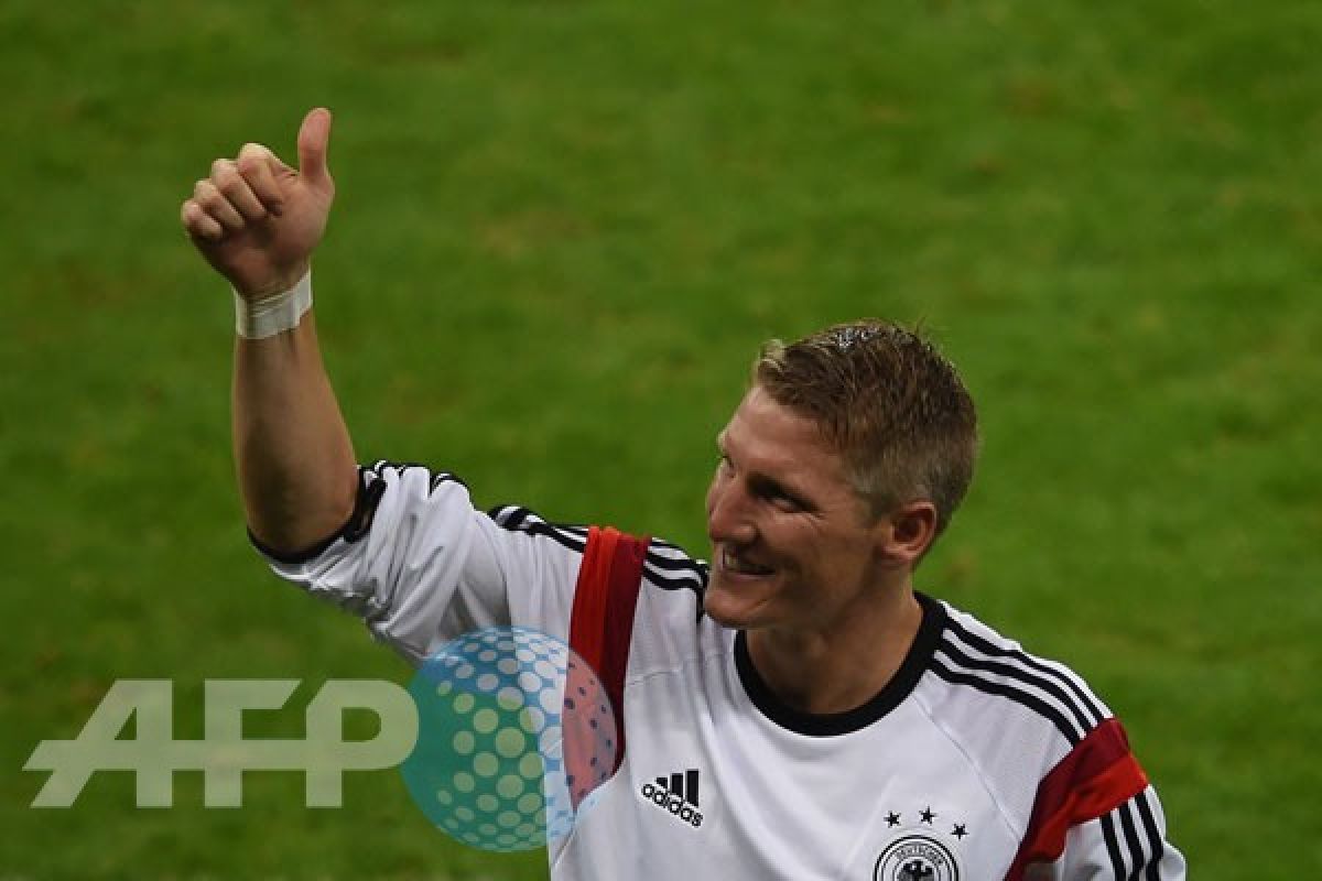 Bastian Schweinsteiger pensiun dari sepak bola internasional