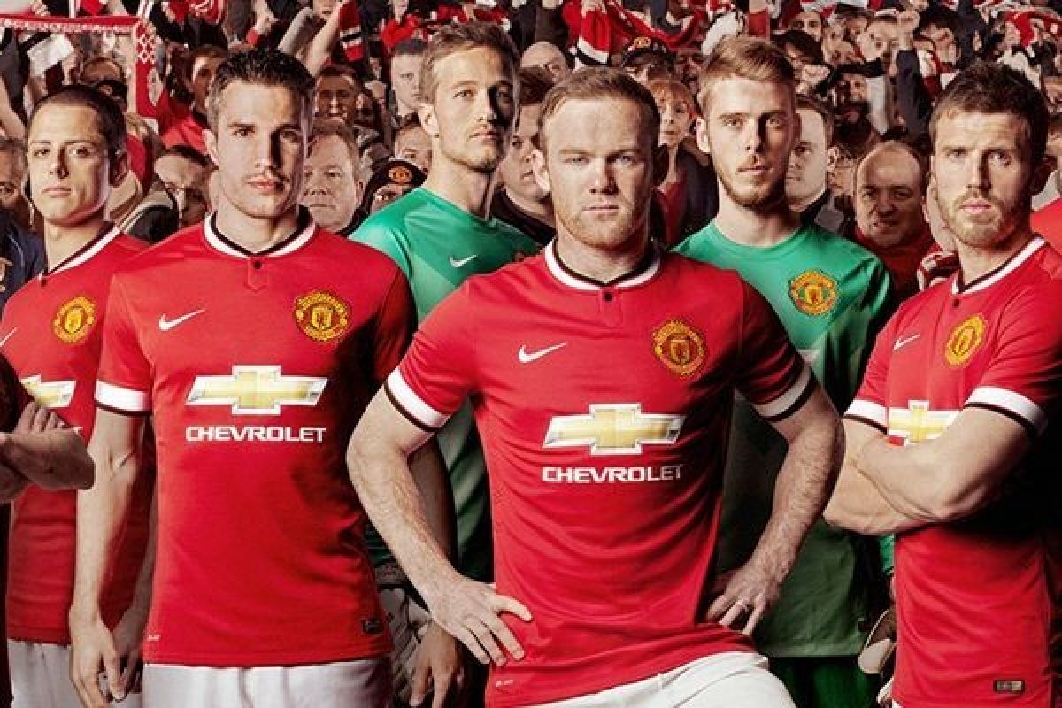 Manchester United Berlogo Chevrolet