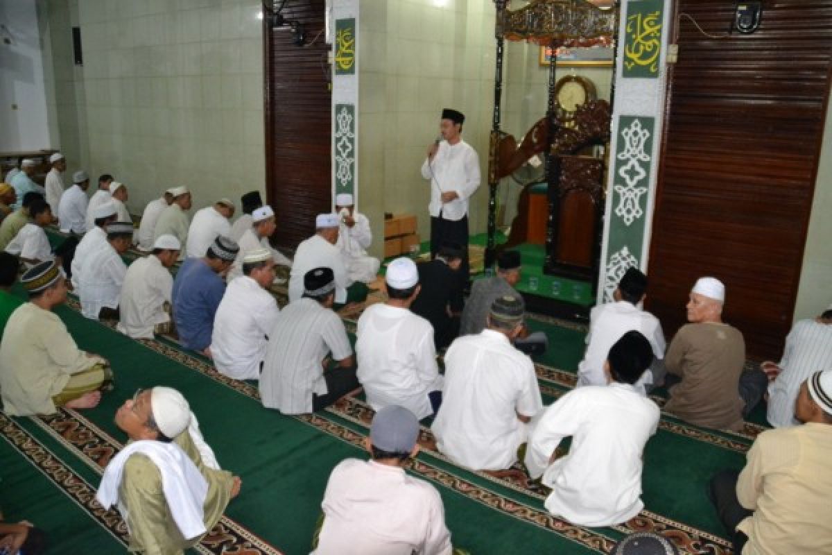 Wakil Wali Kota Safari Ramadhan Di Masjid Sirajul Islam