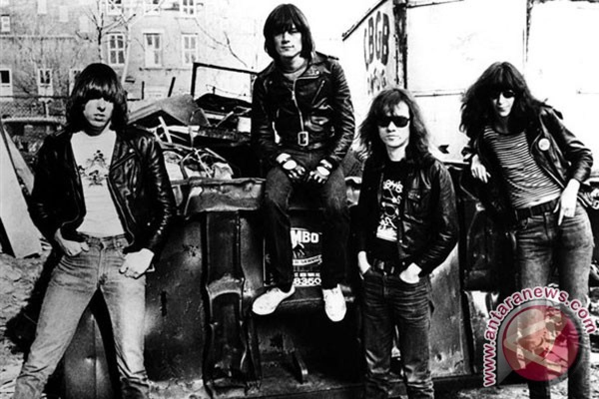 Pendiri Band Ramones meninggal dunia