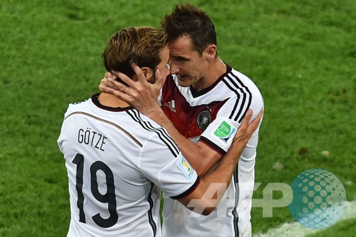 Ini isi pesan Klose ketika digantikan Goetze