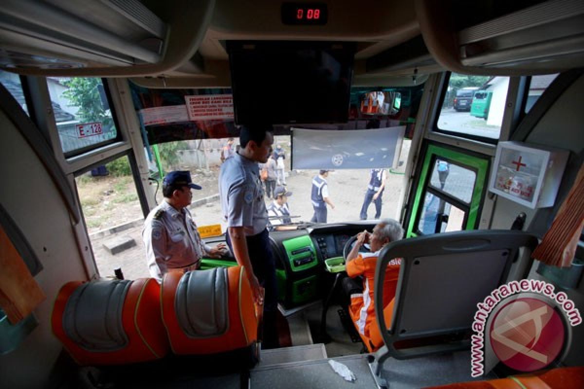 DIY mulai periksa kesiapan bus jelang Lebaran