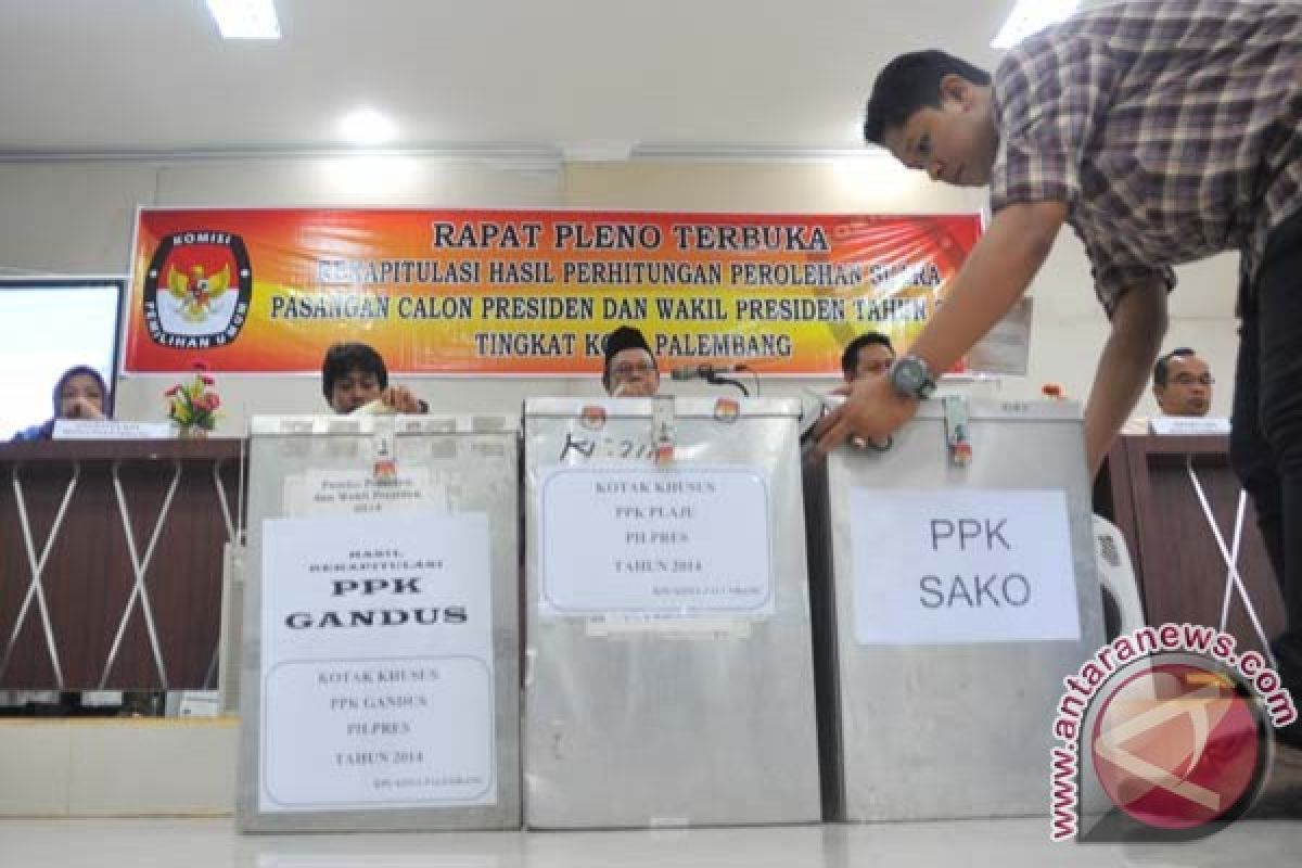 Saksi pertanyakan penggelembungan suara di Bandung