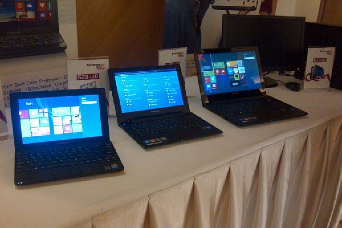 Lenovo luncurkan notebook berbasis Intel Bay Trail