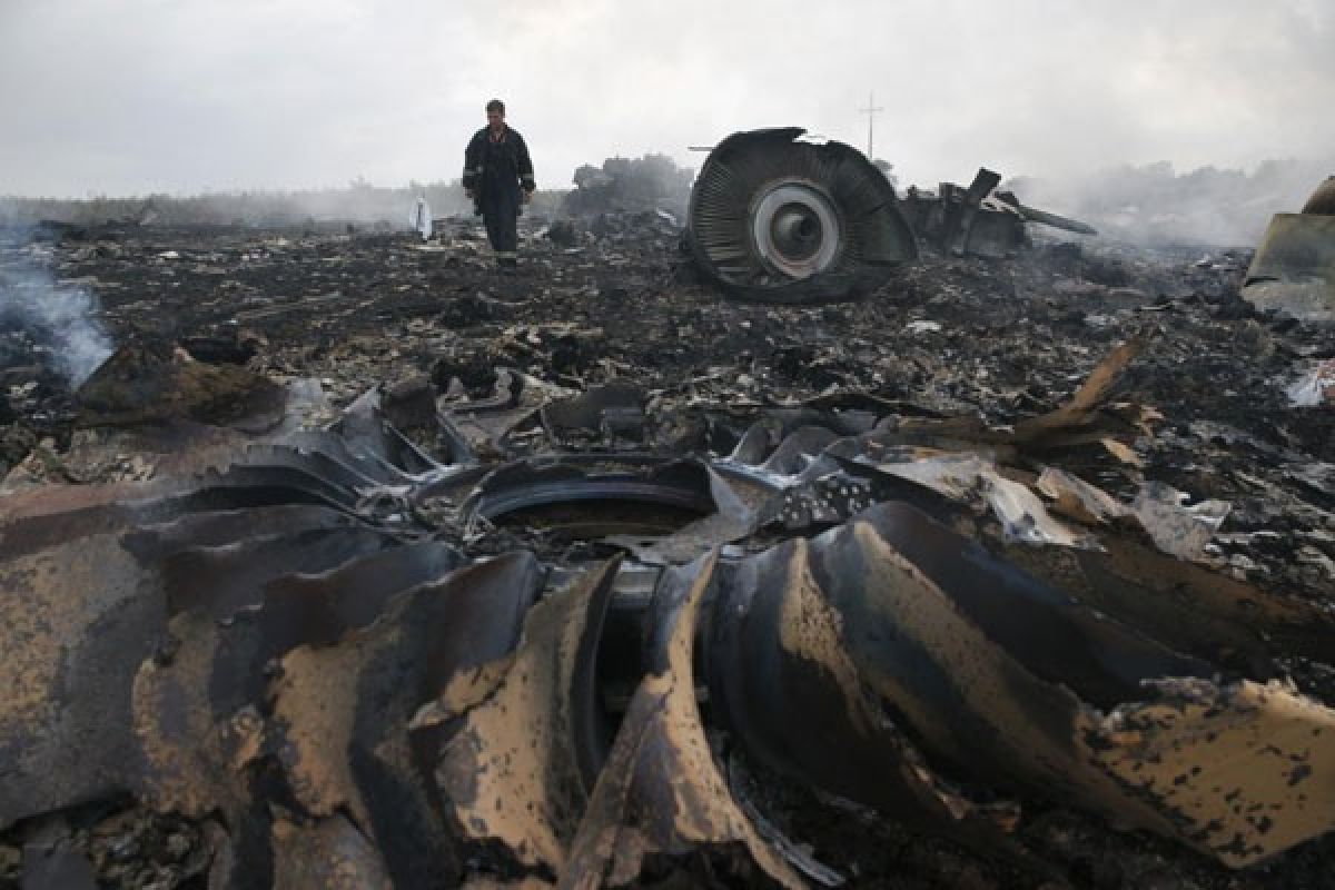 OSCE memeriksa kereta jenazah korban MH17