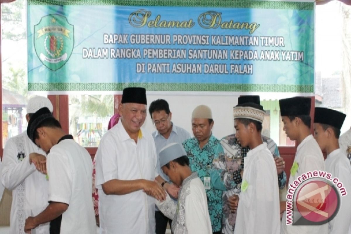  Gubernur : Yatim Piatu Wajib Dapat Beasiswa