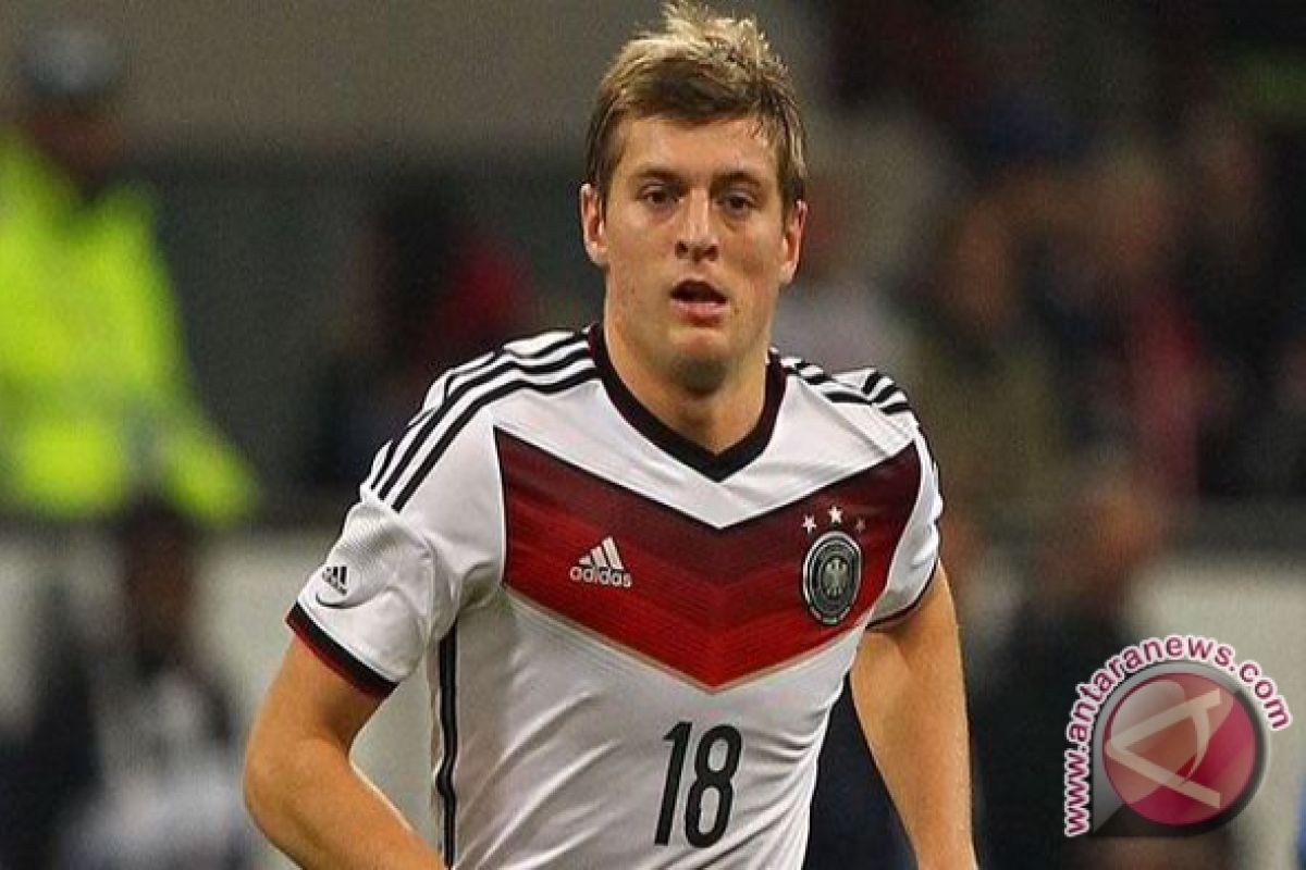 Toni Kroos Bergabung Dengan Real Madrid