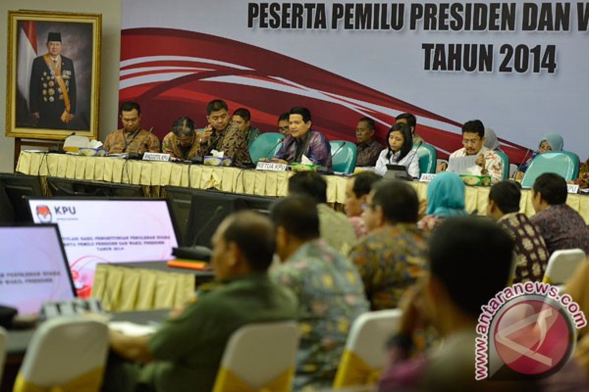 KPU tetapkan rekapitulasi suara 28 provinsi, Jokowi memimpin