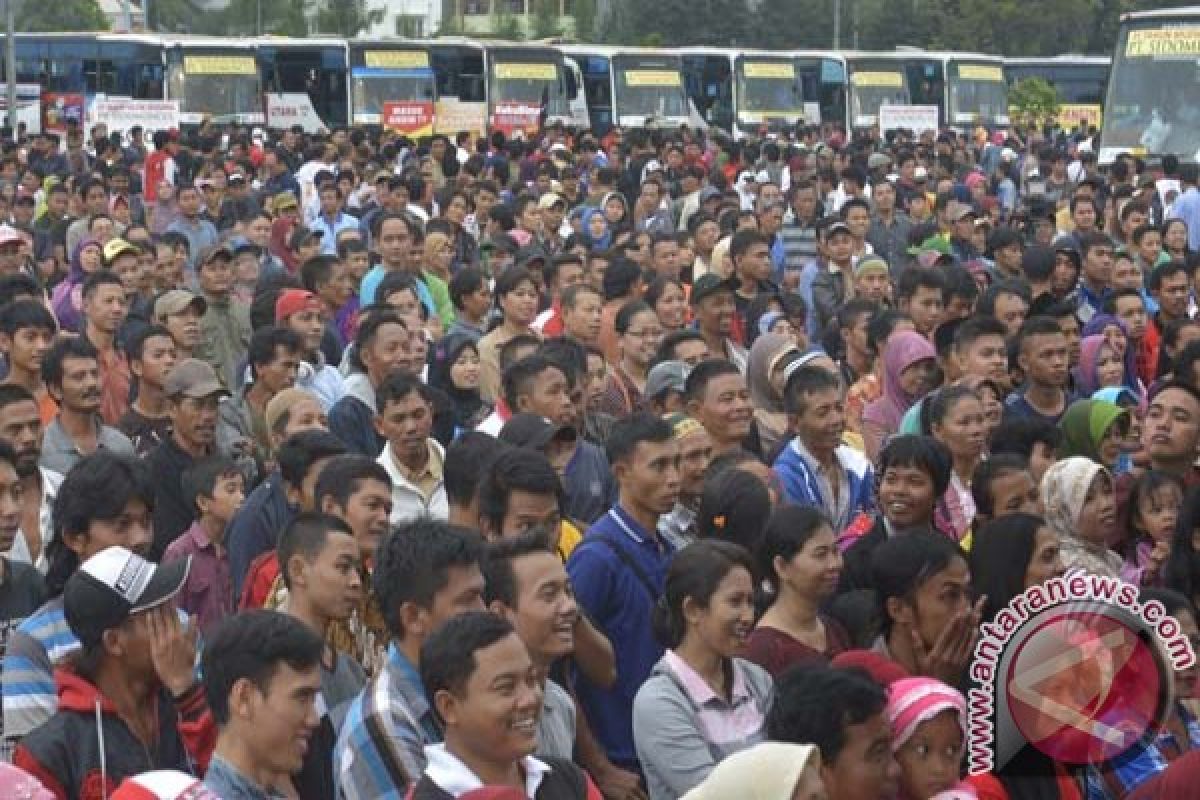 Setiap habis Lebaran, Jakarta diserbu 50 ribu pendatang baru