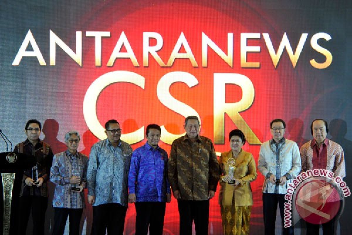LKBN ANTARA anugerahkan Antaranews CSR Award  