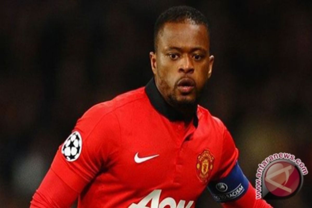 Evra diskors dari kompetisi klub Eropa