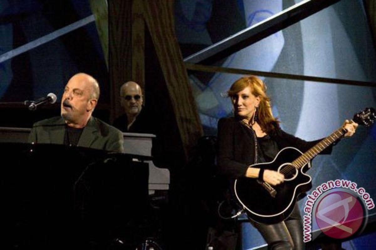 Billy Joel dapat anugerah musik dari perpustakaan terbesar AS