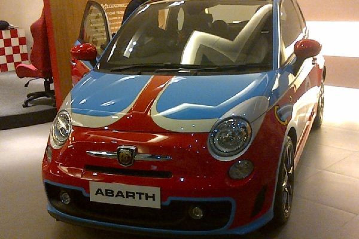 Intip beda Abarth 500 dan Fiat 500