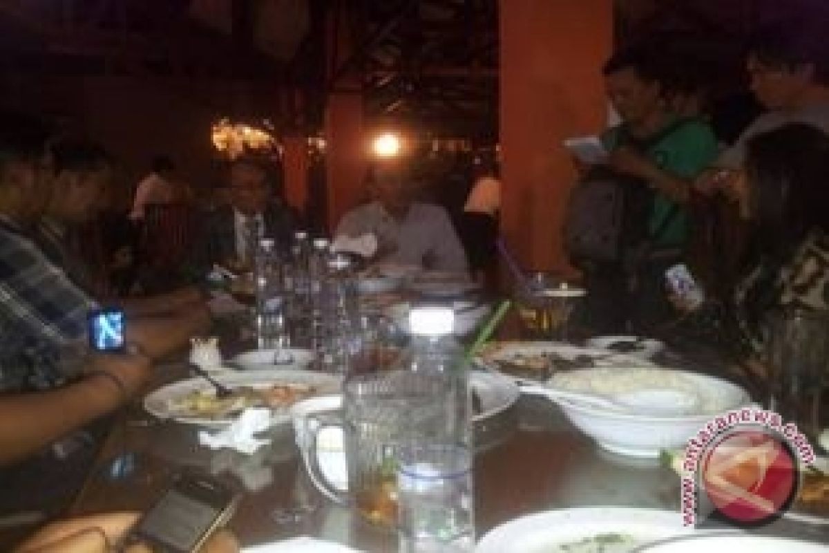 BS buka puasa bersama wartawan di Manado 