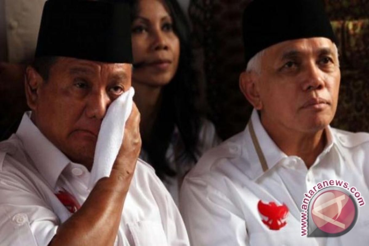 Prabowo-Hatta Arrive at Constitutional Court