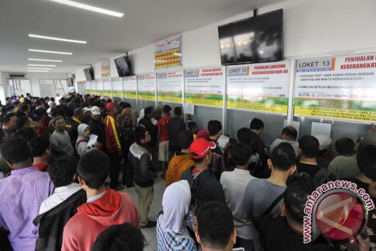 Stasiun Senen sediakan dua ruang menyusui