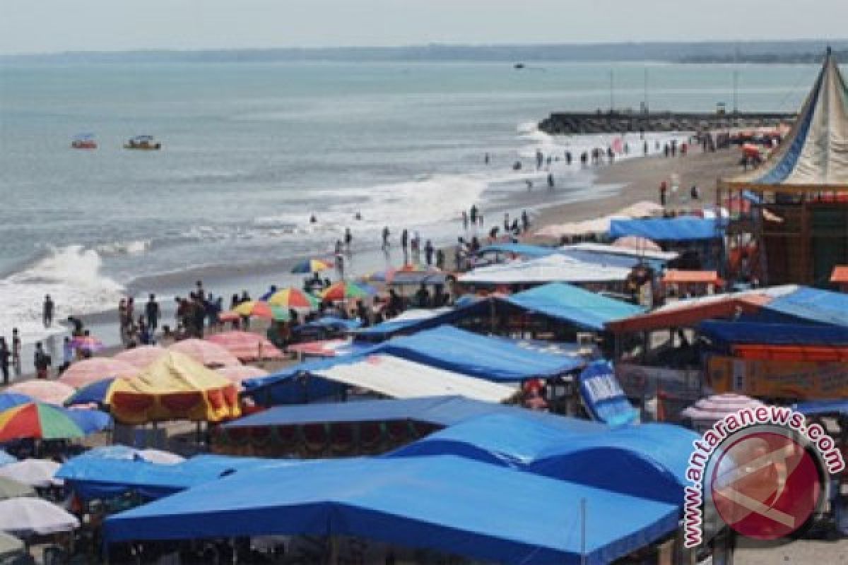 Pesta Pantai di Selat Baru berlangsung meriah