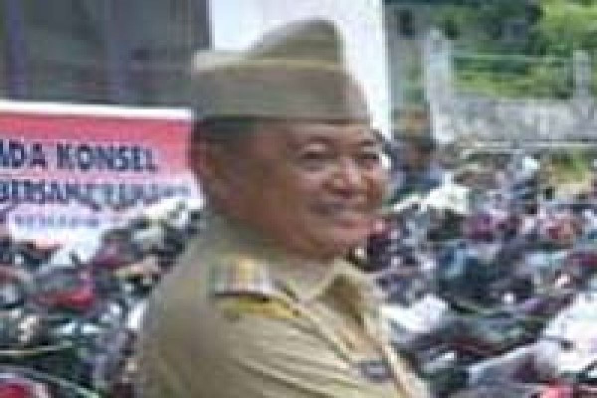 Bupati Konsel Imbau Masyarakat Tunggu Hasil KPU