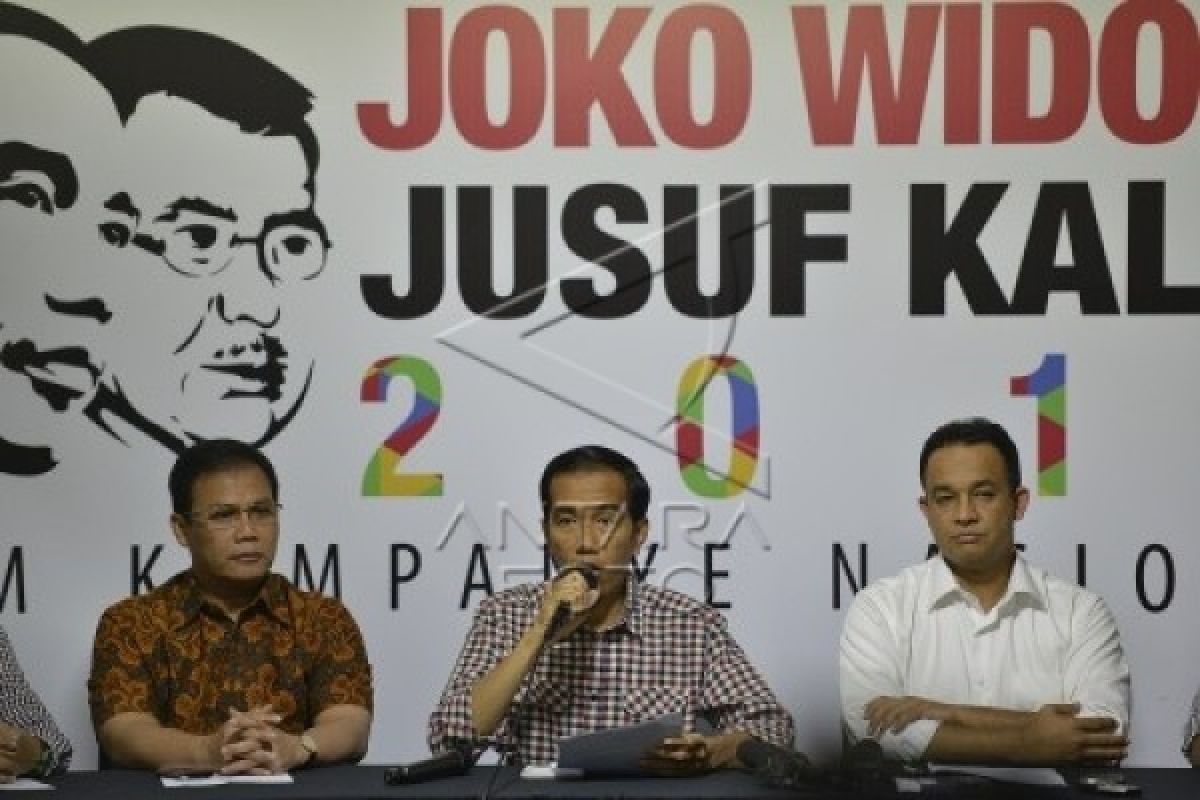 Relawan Jokowi Nyalakan 1.000 Lilin Untuk Palestina