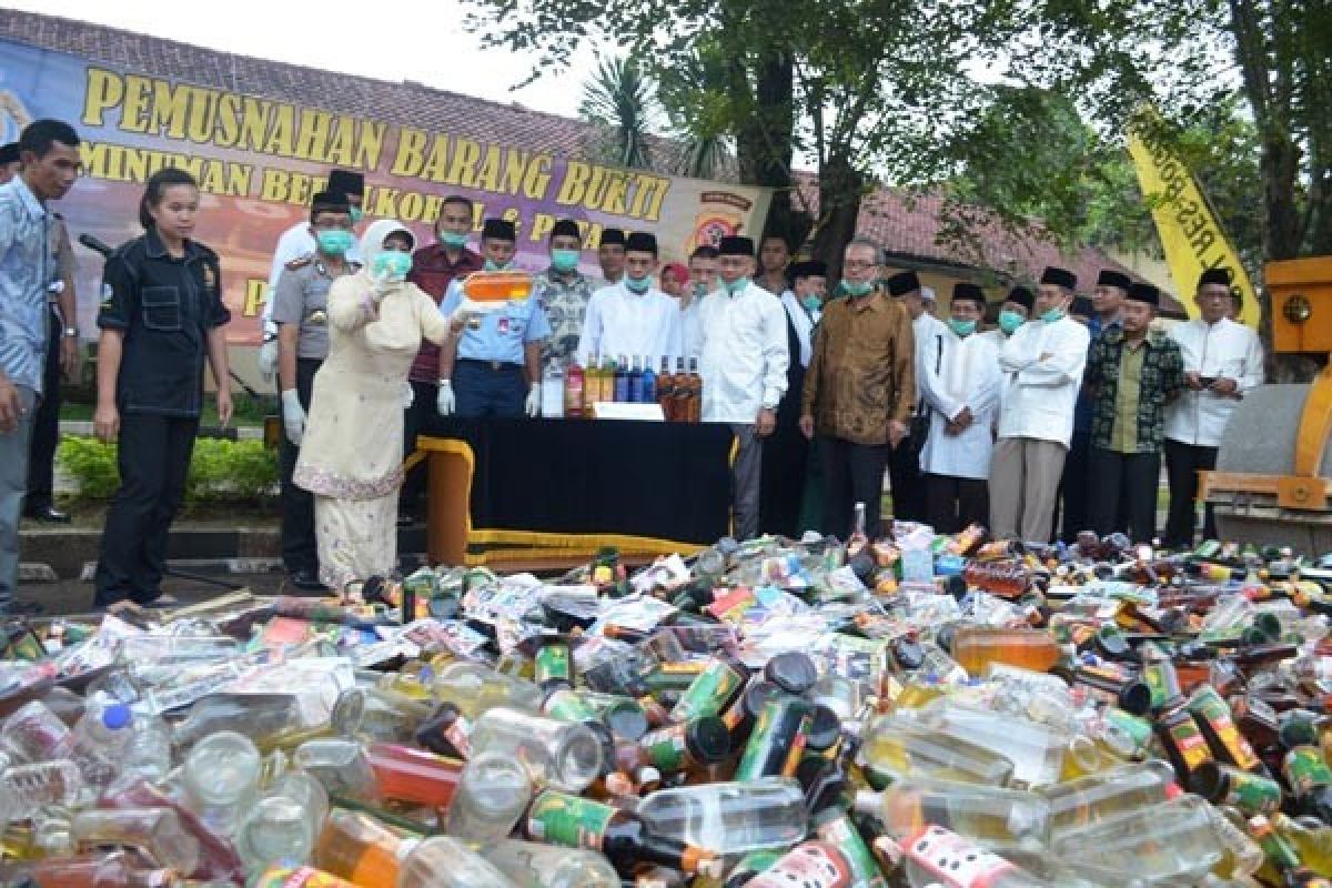 Wabup: Pemkab-polisi sinergi perangi alkohol dan petasan