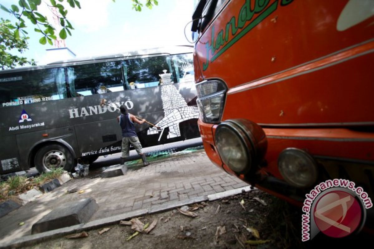 Penumpang Bus Lebaran