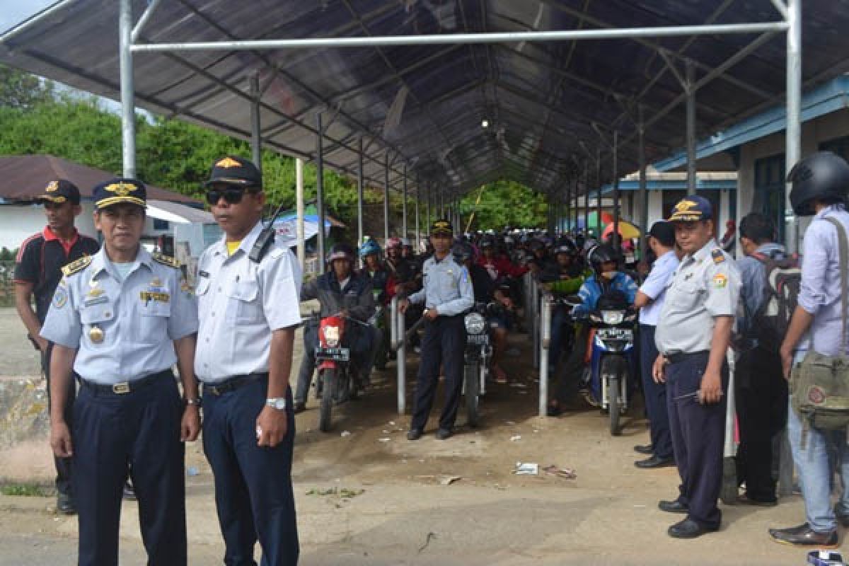 Puncak Arus Mudik Penyeberangan Torobulu-Tampo 