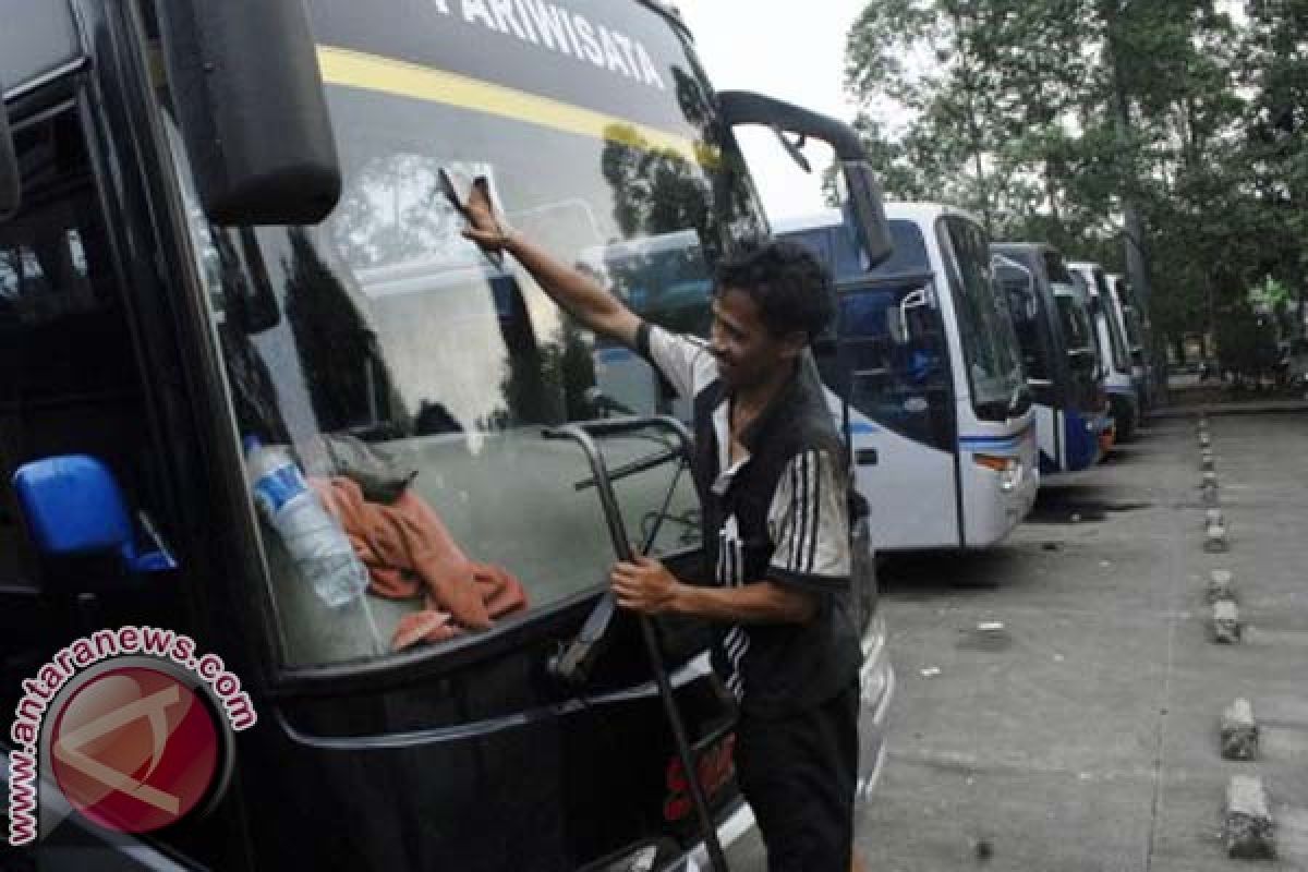 Tarif Bus di Mamuju naik 20 persen 