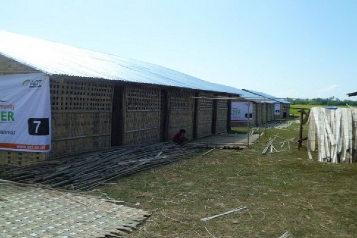 Yogyakarta students develop easy-to-assemble temporary disaster shelter