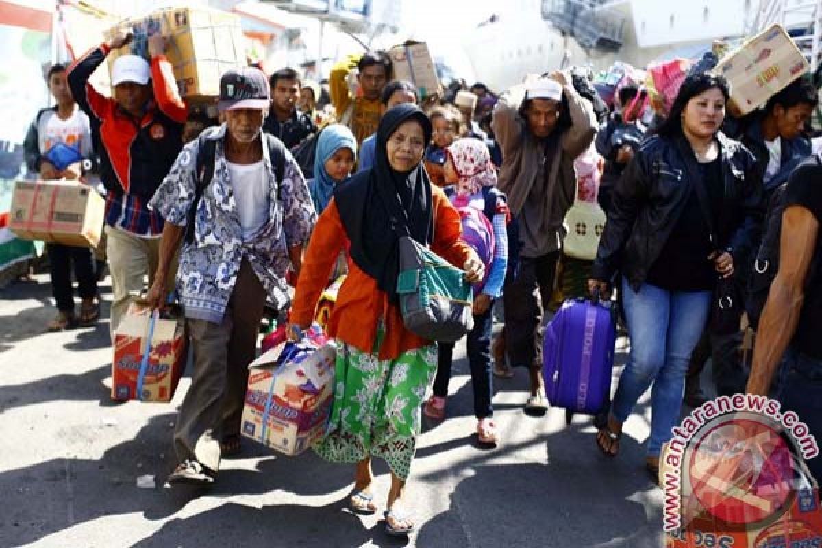 400.000an pemudik kembali ke Jawa
