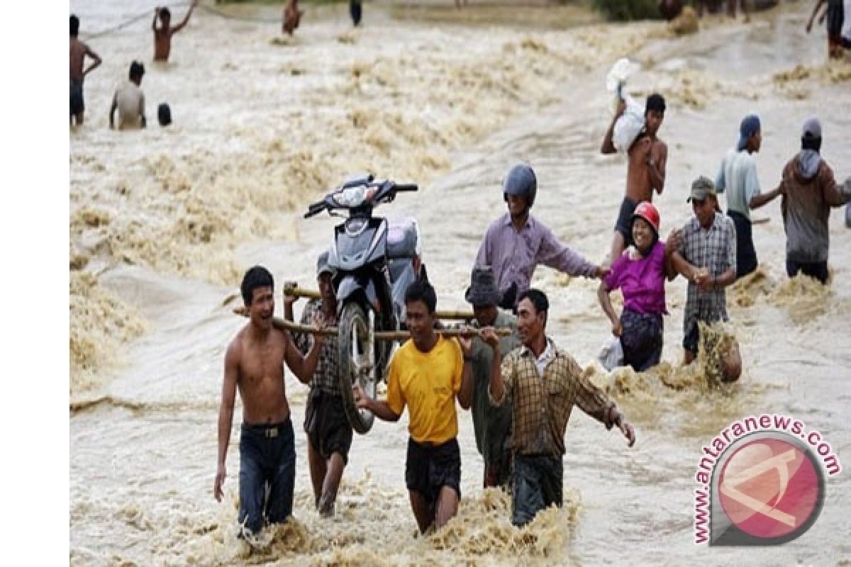 Banjir di Myanmar paksa ribuan warga mengungsi