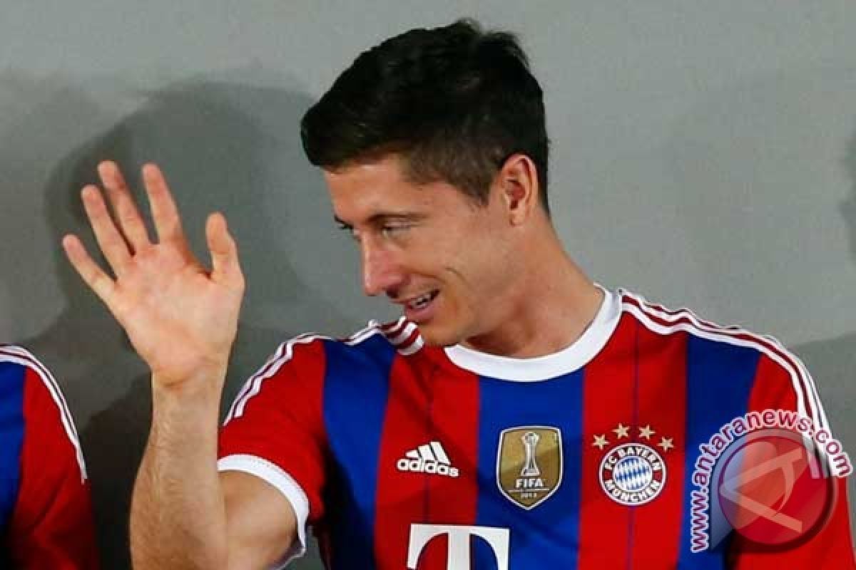 Lima gol Lewandowski menangkan Muenchen atas Wolfsburg 5-1