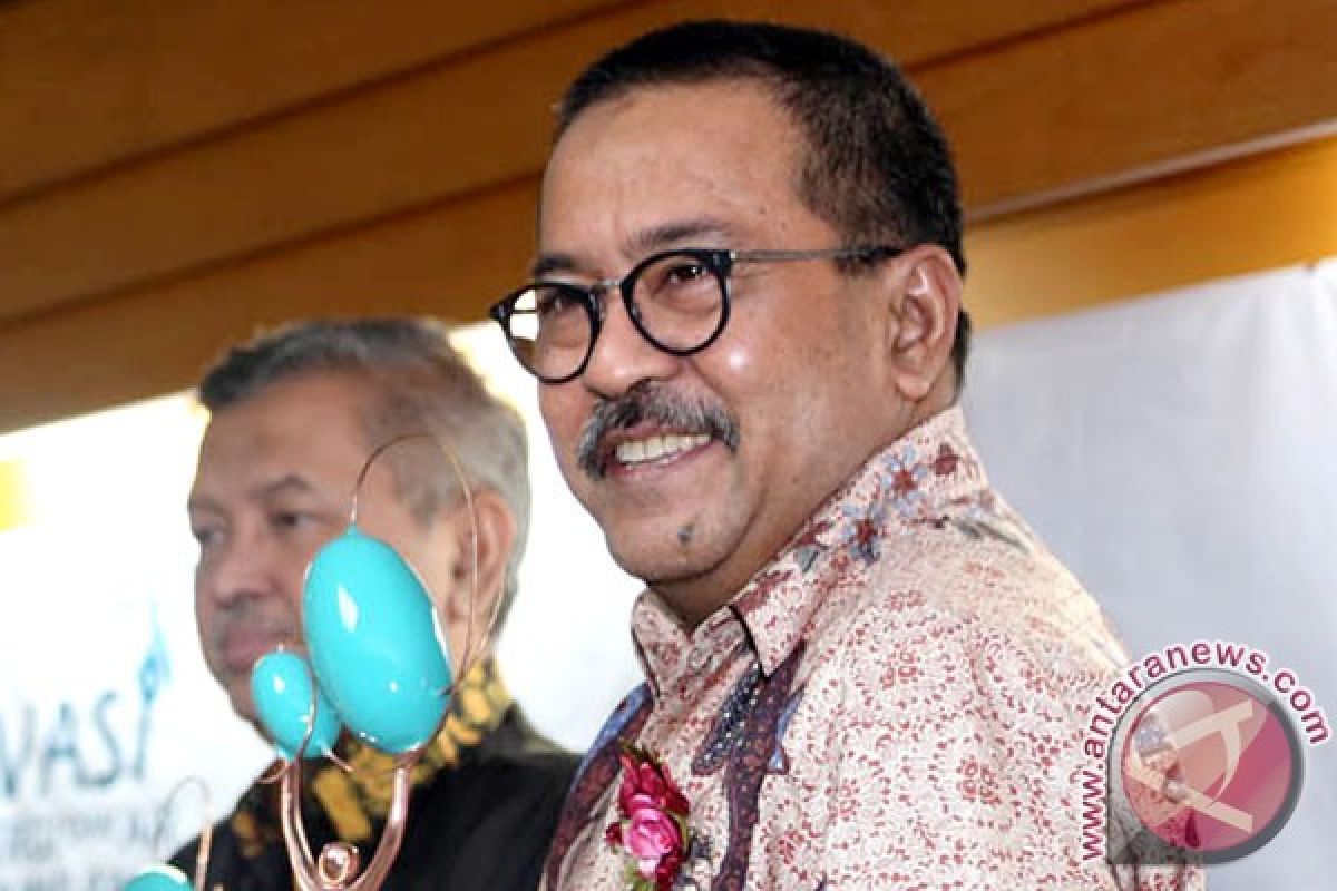 Rano sampaikan pendapat Raperda inisiatif DPRD Banten