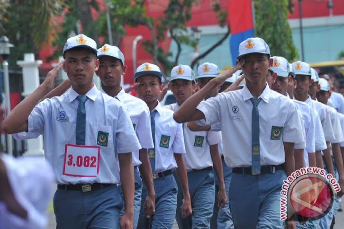 Pelajar Palembang ikuti lomba gerak jalan HUT-RI