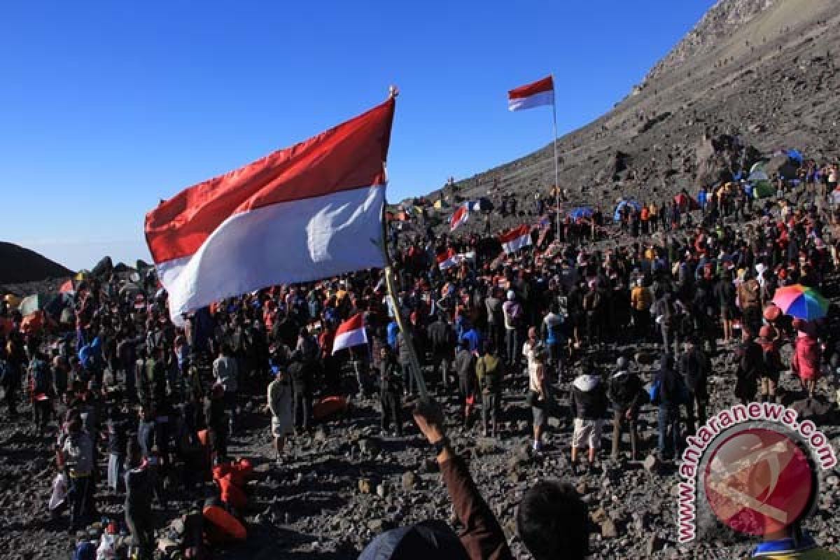 TNGM jadikan jalur pendakian Merapi wisata trekking