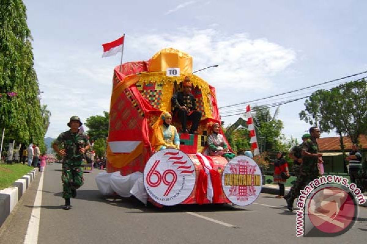 Ribuan kendaraan hias meriahkan Pangkalpinang