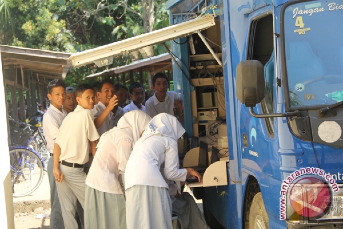 MPLIK Kunjungi Sekolah-sekolah Daerah Terpencil