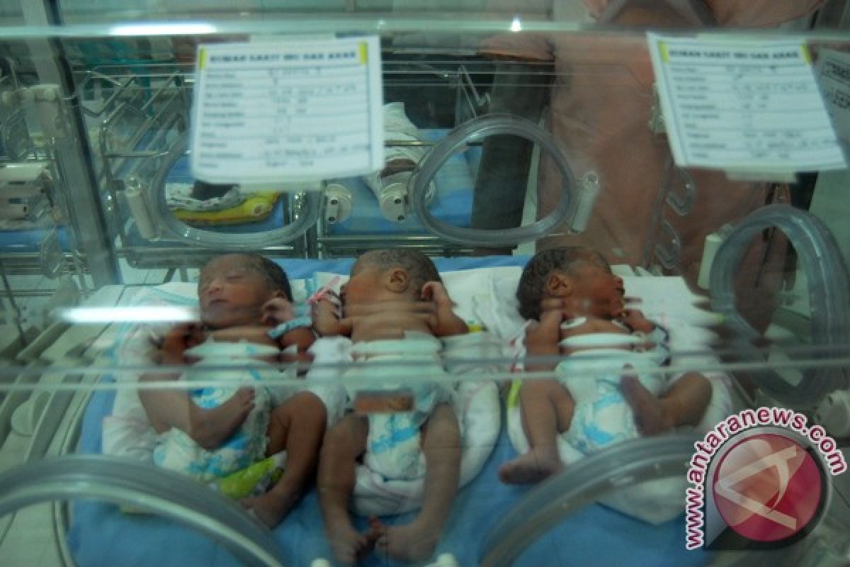 Pertama Kali, RSIA Tangani Kelahiran Bayi Kembar Tiga