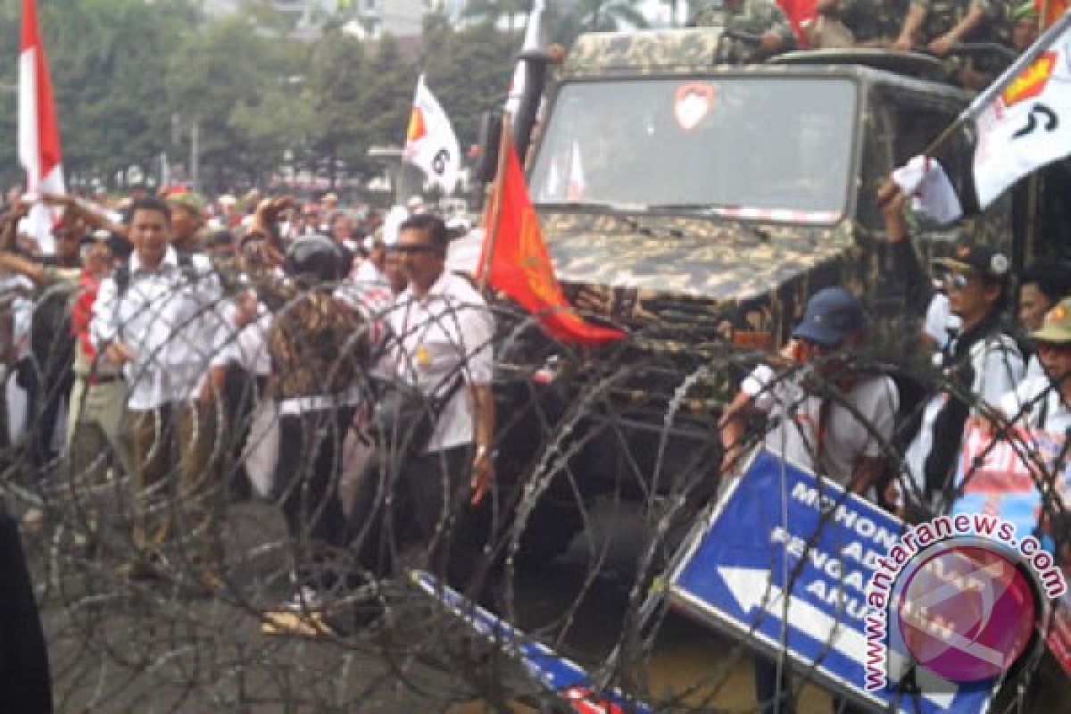 Polisi: mobil pendemo gunakan pelat palsu