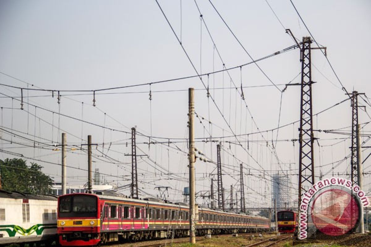 KRL lintas Manggarai akan kembali beroperasi normal Minggu