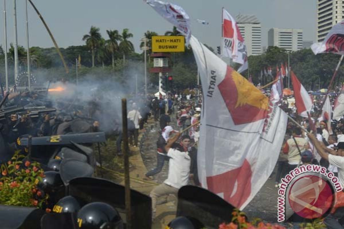 Polisi sebut delapan korban luka demo Mahkamah Konstitusi