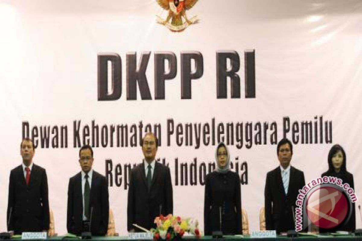 Ketua KPU RI Dapat Dua Peringatan DKPP