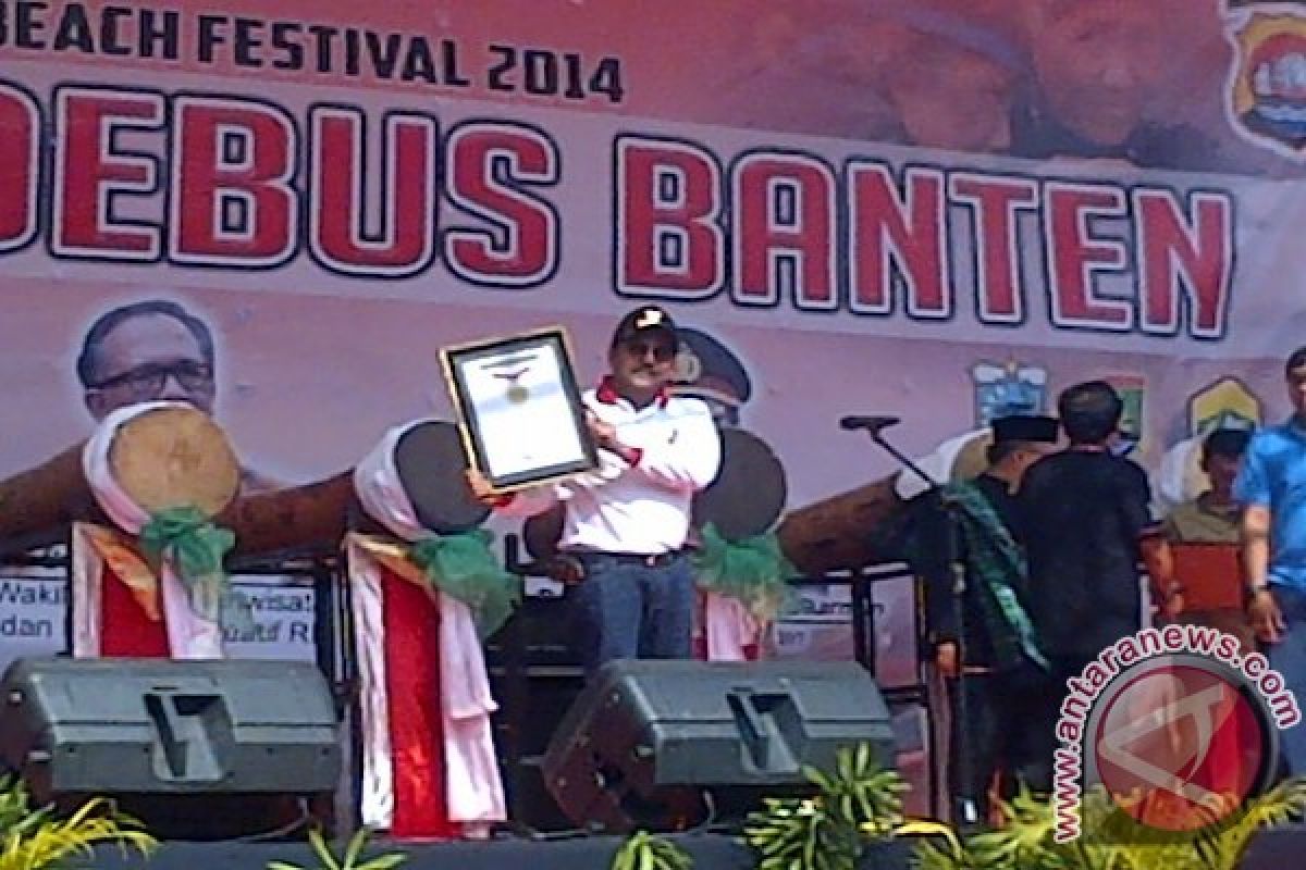 Festival debus Banten 2014 raih rekor MURI