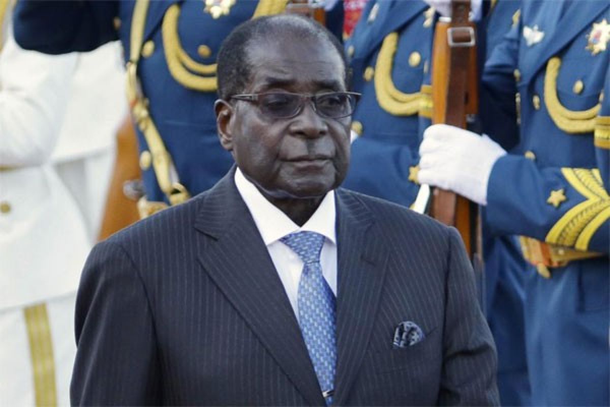 Mugabe tunjuk Mnangagwa sebagai wapres baru Zimbabwe