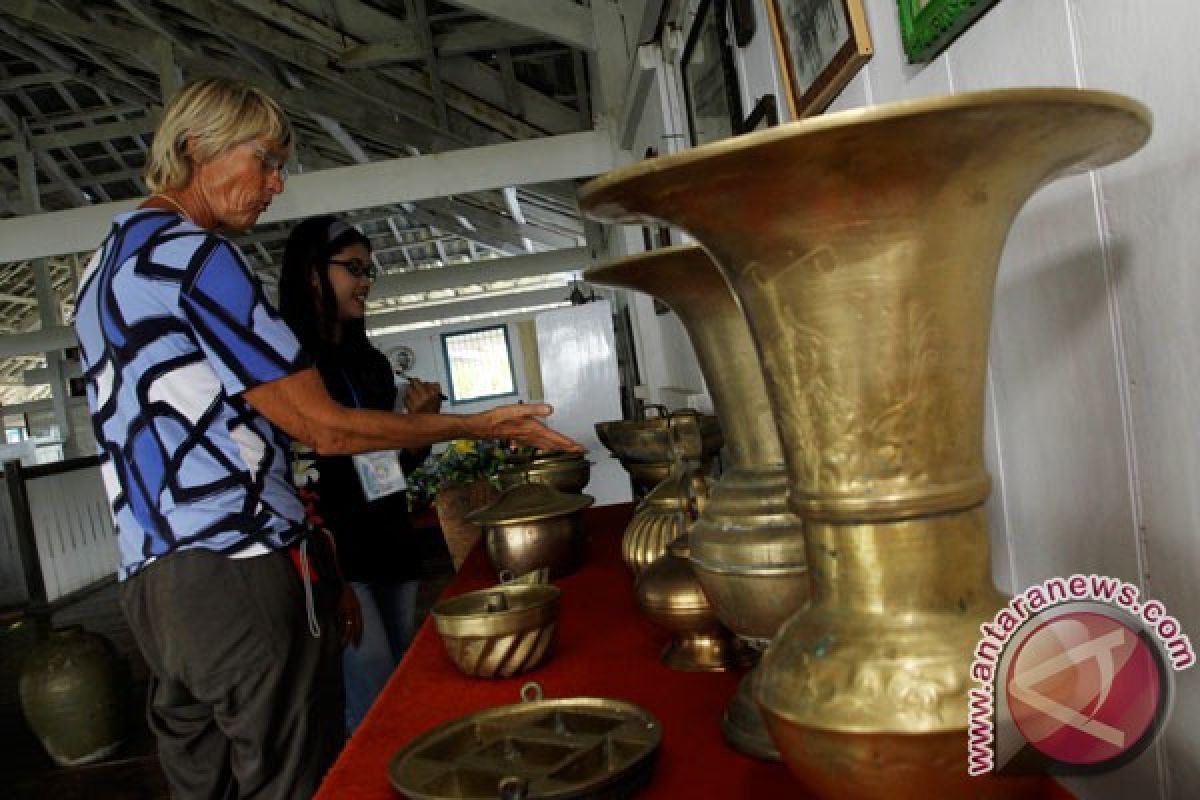 Guru Besar UI:  Jangan berhenti mencintai sejarah