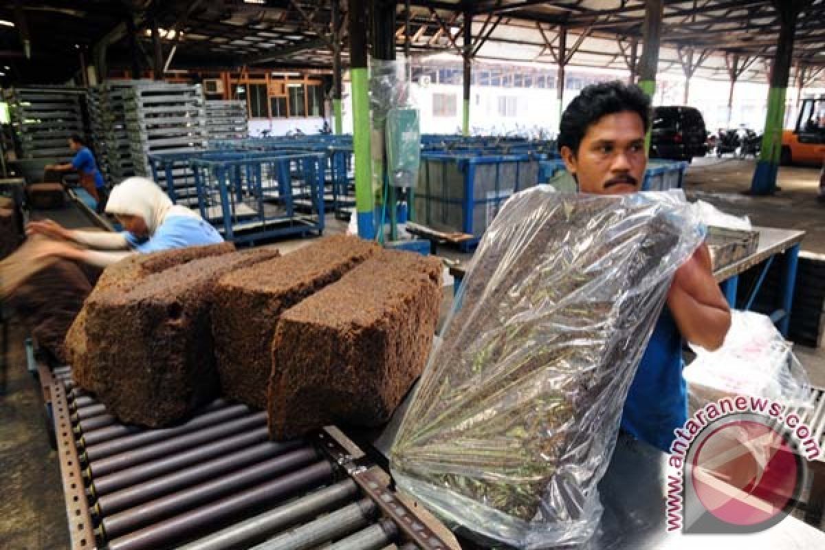 Kaltim serahkan gudang ke UPPB Lancar Jaya