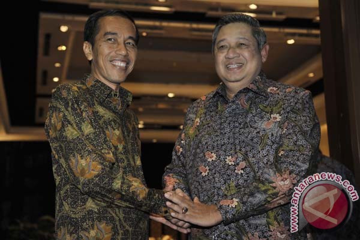 Yudhoyono, Jokowi meeting positive: Observer