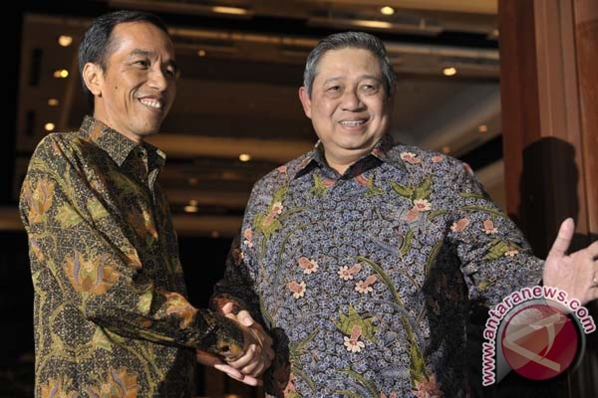 Yudhoyono helps ensure smooth transition of next government