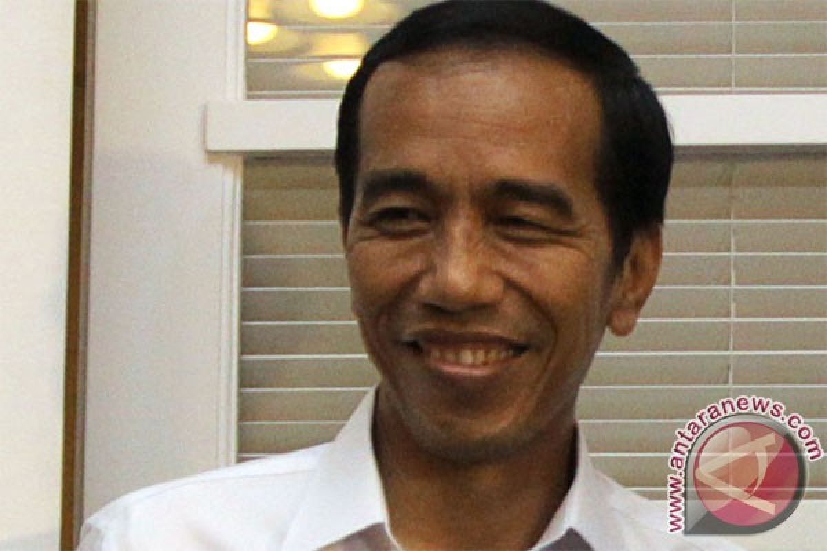 Jokowi serahkan penghargaan kepada tim pemenangan Bali